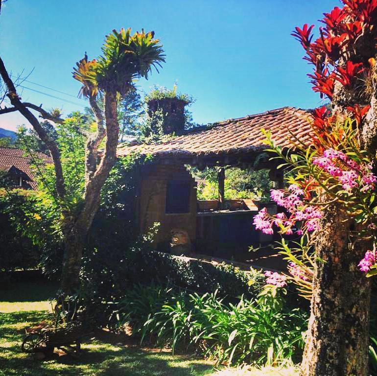 Pinheiros Do Rocio Hotel อารารัส เปโตรโปลิส ภายนอก รูปภาพ